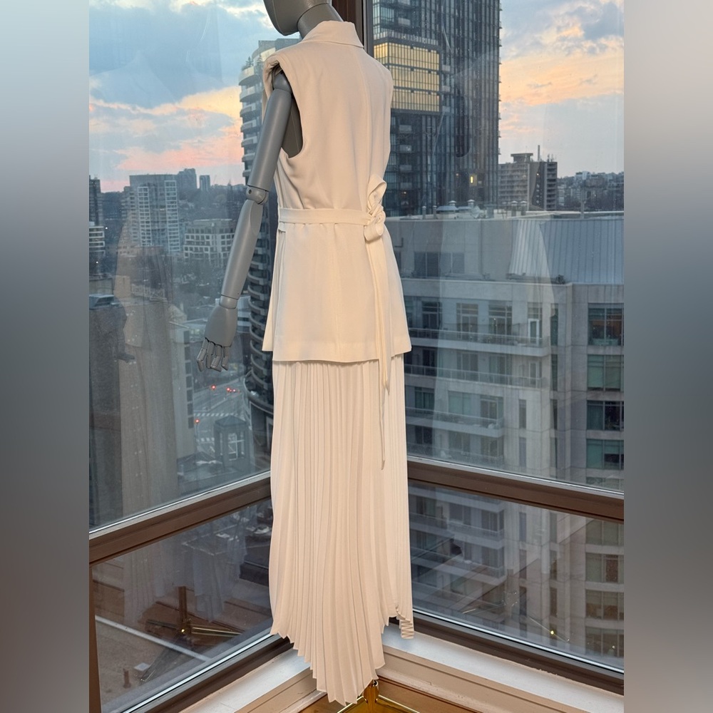 🆕 SIMKHAI 🧿 NWOT Helena Combo Blazer Dress, Pleated Skirt, White - Sz US 10 - Picture 10 of 17